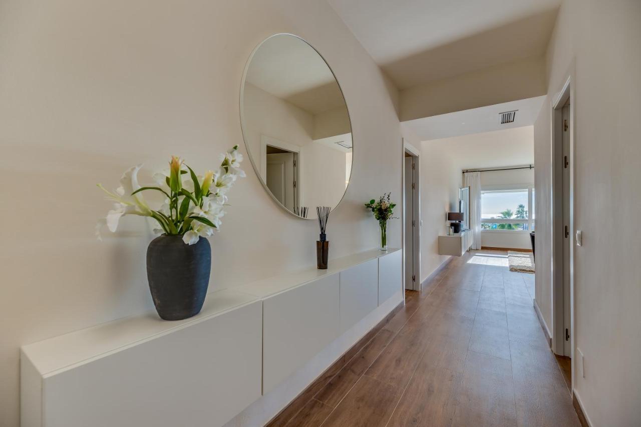 Vacation Marbella I Top 1 Puerto Banus Sea Front Rental, Renovated Exterior foto