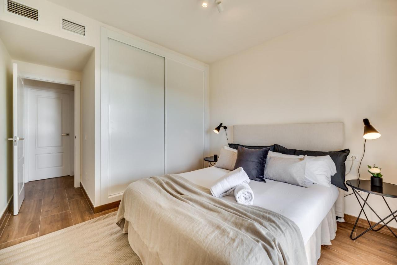 Vacation Marbella I Top 1 Puerto Banus Sea Front Rental, Renovated Exterior foto